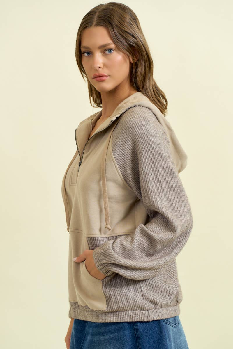 FLEECE & SOFT KNIT RIB MIXED HALF ZIP UP HOODIE -MOCHA
