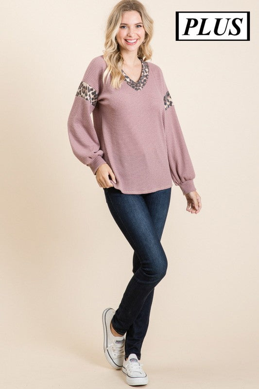 Light Mauve Waffle Top With Animal Print Detail