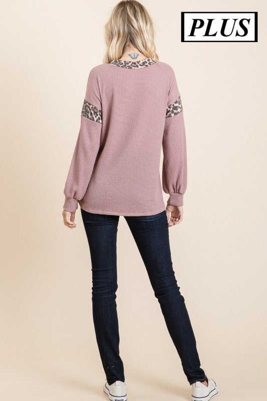 Light Mauve Waffle Top With Animal Print Detail